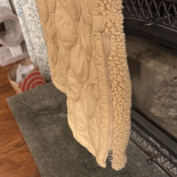Athleta Beige Sherpa Jacket - Picture 7 of 10